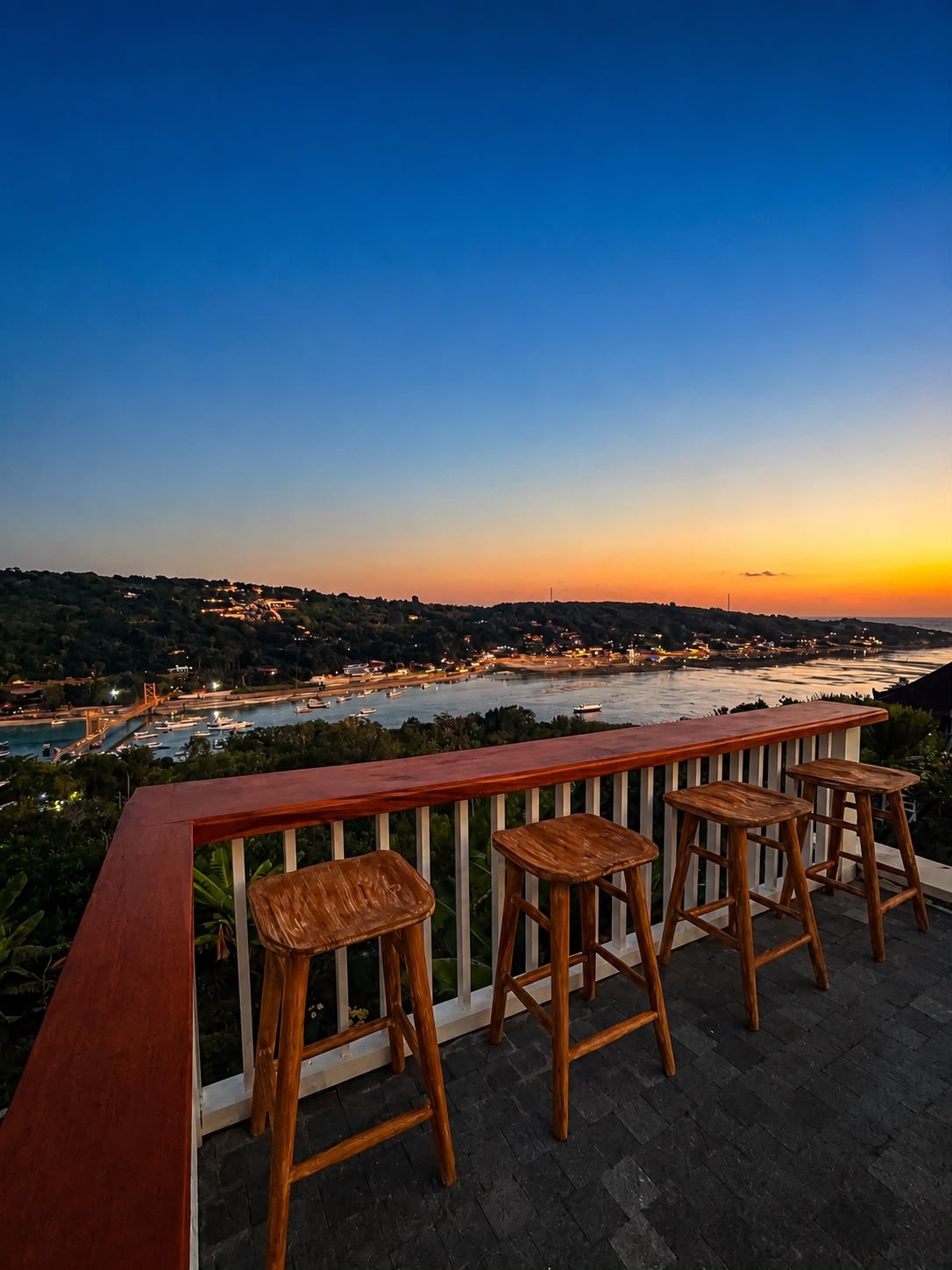 Sunset at the bar — Nusa Lembongan